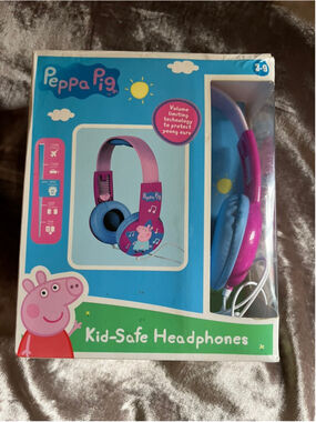 PEPPA PIG KID-SAFE ADJUSTABLE HEADPHONES PINK/BLUE NEW IN BOX SEE PICTURES